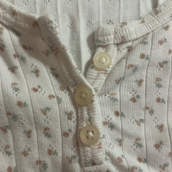 NWOT Brandy Melville Zelly Floral Eyelet Top - Picture 3 of 4